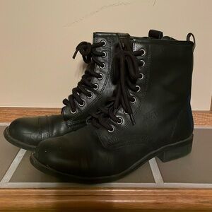 SO Black Lace-Up Ankle Boots